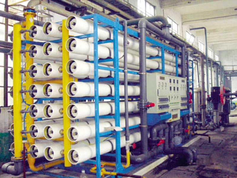 全自動加藥裝置提前準備好內在配件可以保障持續工作