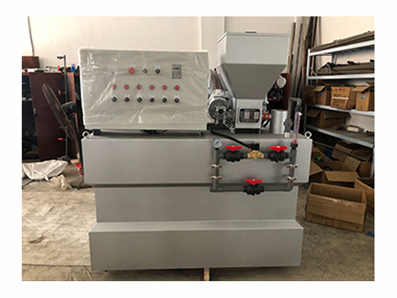 全自動(dòng)加藥裝置需通過自動(dòng)加藥系統(tǒng)來控制對(duì)循環(huán)水系統(tǒng)藥劑量的投放